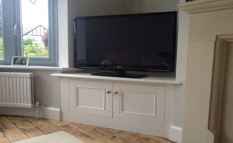 Handmade kitchen worktops Alcove Tv Unit, Alcove Ideas Living Room, Corner Tv Cabinets, Alcove Cupboards, Modern Country Living, Tv Unit Design Modern, Sitting Room Decor, Corner Tv Unit, Classy Living Room