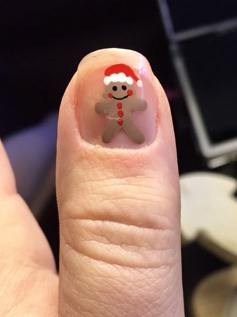 Gingerbread Man Acrylic Nails, Xmas Nails Gingerbread Man, Christmas Nail For Kids, Ginger Bread Man Nail Art, Gingerbread Nails Art, Christmas Nails For Men, Christmas Nails Men, Christmas Nails Gingerbread Man, Gingerbread Man Nail Art