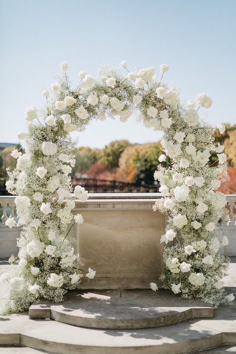 Smith Wedding, Wedding Alters, Floral Arch Wedding, White Roses Wedding, White Wedding Theme, Aisle Flowers, Wedding Ceremony Arch, Wedding Arch Flowers, Arch Decoration