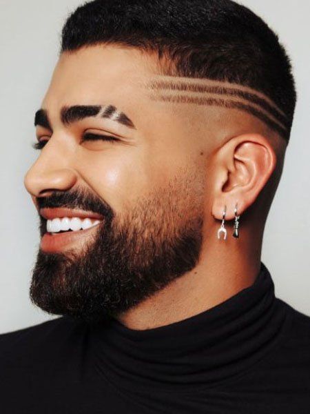 Double Stripe Hair And Eyebrow Design Eyebrow Cut, Shave Eyebrows, Crew Cut Haircut, Hair Designs For Men, Eyebrow Slits, Cool Hair Designs, Eyebrow Design, Best Beard Styles, Beard Fade