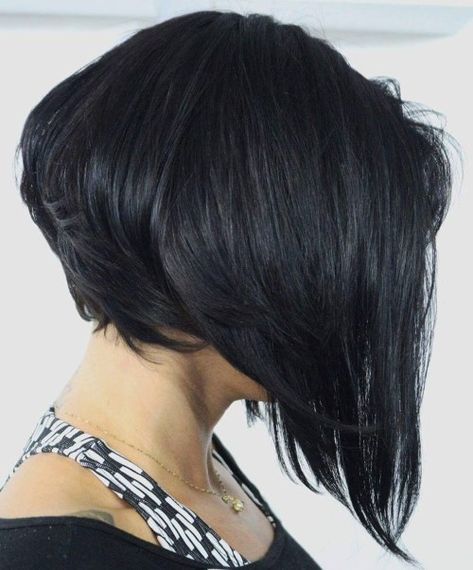 Short Back Long Front Bob Messy Blonde Bob, Haircuts And Color, Style Bob, Short Hair Back, Short Haircut Styles, Long To Short Hair, Extreme Hair, Short Bob Haircuts, Haircut And Color