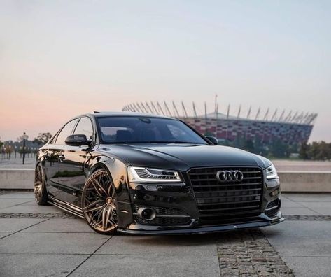 Audi Petrolhead on Instagram: "Monstrous Audi S8 with 700hp/1000Nm 😍 Rate this stance build 1-10 in comments���😎 Credit: @auditography Owner: @wojtsen Follow for more 🔽 @audipetrolhead 🔥 @audipetrolhead 🔥 @audipetrolhead 🔥 Check the link in bio and get your phone case from 100% Alcantara today! ❤ _______________________________________________ #audia8 #audi #quattroworld #audisportclub #audiautomotive #luxurycarslifestyle #carsluxury #audiquattro #audisportquattro #loveaudi #audirs #germanyca Mustang Car Aesthetic, 2022 Ford Mustang, 2023 Ford Mustang, Ford Mustang Car, Super Car, Ford Mustang Gt, Mustang Gt, Car Wallpapers, Ford Mustang