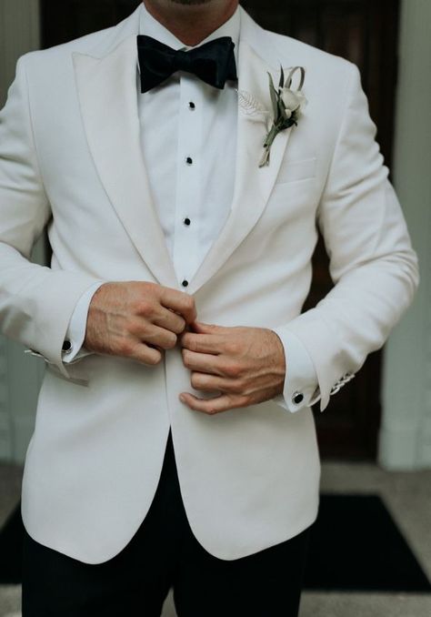 Groom Tuxedo White Bowtie, Ivory And Black Suit Groom, Black And White Tuxedo For Men Wedding, Groom Attire White Jacket, Grooms Suit White Jacket, Men In White Outfits, White Suit Black Pants Men Wedding, White Tux Wedding Groom, White Suit Black Pants Men