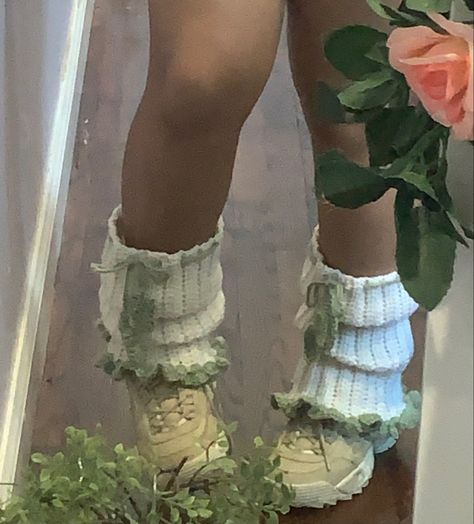 Handmade crocheted white leg warmers with green leaves and ruffles Crochet Star Leg Warmers, Crochet Legwarmers Aesthetic, Crochet Baggy Leg Warmers, White Crochet Leg Warmers, Fairy Leg Warmers, Crochet Ankle Warmers, Frog Leg Warmers, Crocheted Leg Warmers, Legwarmers Aesthetic