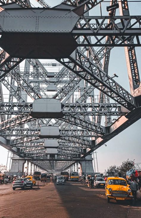 Howrah Bridge Kolkata, Kolkata Aesthetic, Rio Video, Howrah Bridge, Random Snaps, Bengali Culture, Dhoni Photos, Travel Photography Nature, Ms Dhoni Photos