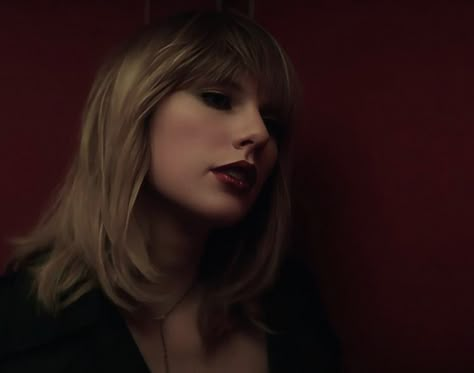 Bf Taylor, Simple Vibes, Rep Era, Taylor Swift Fotos, Swift Photo, Taylor Swift Red, Princess Aesthetic, Long Live Taylor Swift, Swift 3