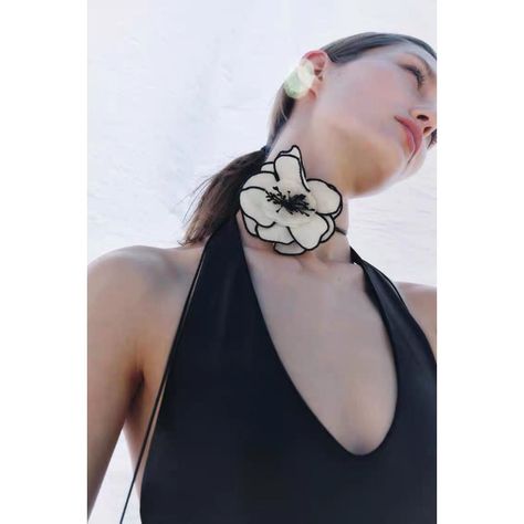 2024 New Flower Shaped Fashionable Exquisite Neck Flower Necklace Spiral Chain Suitable for Women Women Boho Style, Fabric Flower Necklace, Fabric Flower Pins, Floral Studs, Ribbon Necklace, Fabric Flower, Flower Pins, Large Flowers, Flower Necklace