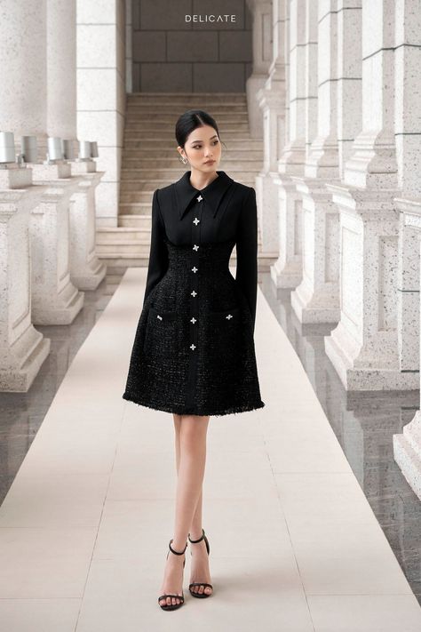 Dior Dress Elegant, Dior Dress, Woman Suit Fashion, Fancy Dress Design, Classy Work Outfits, Stylish Work Outfits, Elegant Chic, Looks Chic, Fancy Outfits