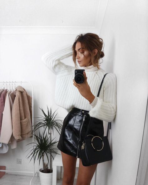 Styl the best way to  post and get detailed feedback on your style. www.getstyl.com Black Leather Skirt, Ținută Casual, Mode Inspo, Inspiration Mode, Looks Style, Mode Inspiration, Mode Style, Mode Outfits, Outfits Casuales