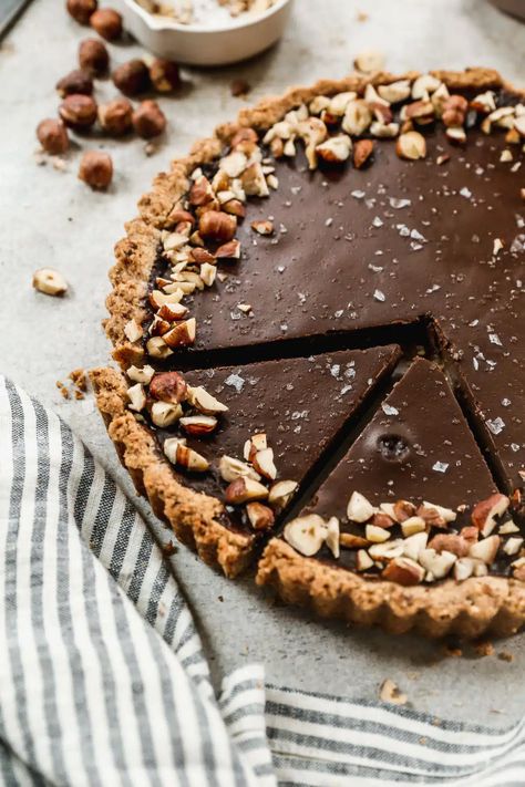 Chocolate Hazelnut Torte, Hazelnut Tart Recipe, Chocolate Hazelnut Ganache, Nutella Tart Recipe, Thanksgiving Tarts, Hazelnut Recipes Desserts, Biscoff Tart, Gluten Free Chocolate Tart, Hazelnut Torte Recipe