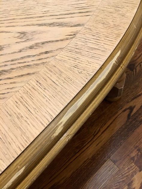 Wood Coffee Table Makeover, Chalk Paint Coffee Table, Painting Melamine, Coffee Table Refinish, Coffee Table Redo, Raw Wood Furniture, Light Paint Colors, Coffee Table Makeover, Antique Coffee Tables