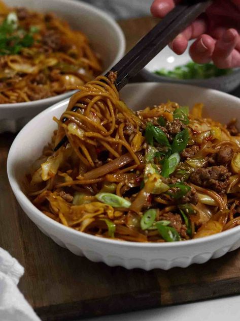 Spicy Pork and Cabbage Noodles - Emily Eats Things Pork And Cabbage Recipes, Spicy Pork Noodles, Cabbage Noodles, Easy Asian Noodles, Pork Cabbage, Cabbage And Noodles, Pork Noodles, Pork And Cabbage, Spicy Noodles