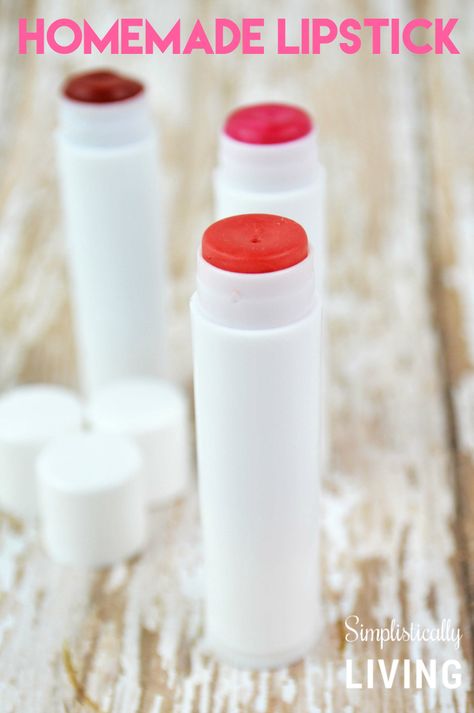 homemade lipstick Lipstick Diy, Homemade Lipstick, How To Make Lipstick, Homemade Makeup, Diy Lipstick, Lip Balm Recipes, Homemade Cosmetics, Diy Kosmetik, Diy Lip Balm