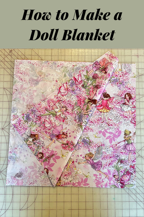 Learn how to make a doll blanket for that special little girl to enhance playing with her dollies. Doll Blanket Size, Baby Doll Quilts Free Pattern, Baby Doll Blankets To Sew Diy, Doll Quilts Easy, Doll Blankets To Sew, Diy Doll Blanket, Baby Doll Blanket, Doll Blankets, Doll Blanket