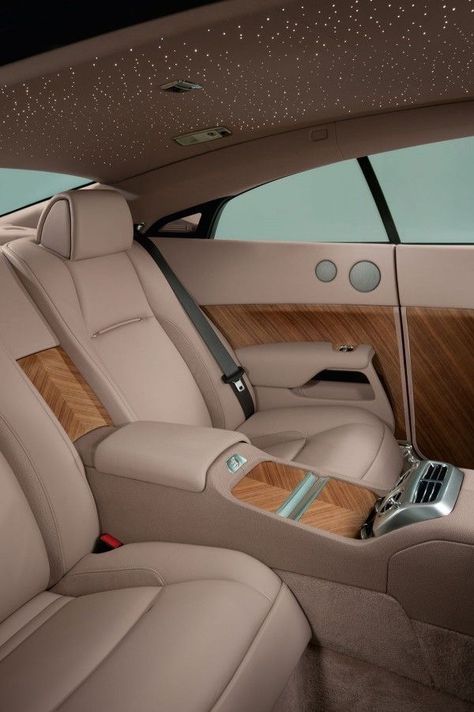 Wraith Interior, Auto Rolls Royce, Rr Wraith, Rolls Royce Wraith, Luxury Car Interior, Lux Cars, Rolls Royce Phantom, Cadillac Eldorado, Yacht Design