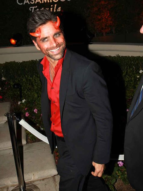 48 Halloween Costumes Celebrities Wore This Weekend - BuzzFeed Mobile Halloween Costumes Celebrities, Mens Halloween Costumes Diy, Men Costumes, Devil Makeup, Celebrity Men, Classic Halloween Costumes, Devil Halloween, John Stamos, Clever Halloween Costumes