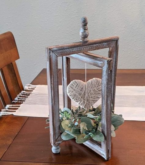 Picture Frame Crafts, Tafel Decor, Dollar Store Diy Projects, Gray Cabinets, Diy Dollar Tree Decor, Dollar Tree Decor, Creation Deco, Dollar Tree Diy Crafts, Diy Dollar Store Crafts