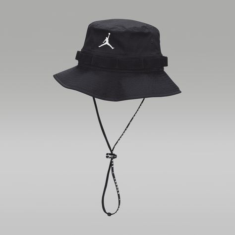 Jordan Apex Bucket Hat Jordan Cap, Nike Bucket Hat, Guys Fashion Casual, Black Bucket Hat, Jumpman Logo, White Caps, Stylish Hats, Black White Fashion, Jordans For Men