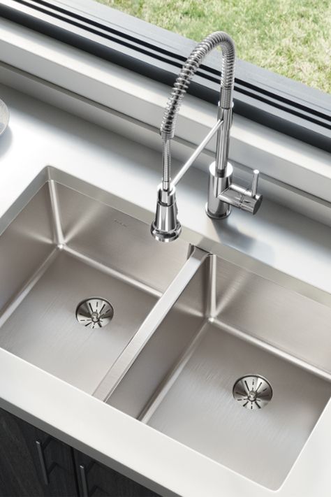 Built In Kitchen Sink, Kitchen Sink Ideas Undermount Modern, Kitchen Sink Design Stainless Steel, New Sink Kitchen, Kitchen Sink Design Modern, Modern Sink Kitchen, Modern Kitchen Sinks And Faucets, Kitchen Sink Faucet Ideas, Latest Kitchen Sink Design