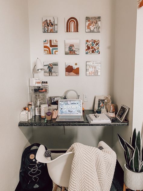 Grand Canyon University apartment desk tour 2020-2021, Room D Gcu Apartment Room Ideas, Gcu Apartment Ideas, University Apartment Decor, Gcu Dorm Grand Canyon, College Apartment Desk, Cactus Apartment, Gcu Apartment, Uni Decor, Dorm Things