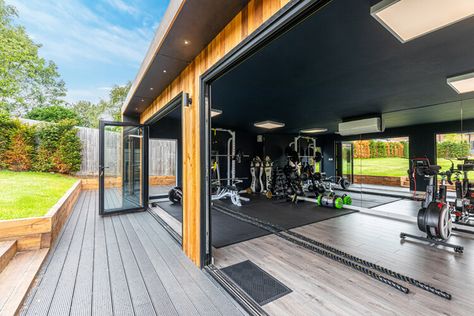 Outdoor Home Gym, Gym Shed, Backyard Gym, Dream Home Gym, Gym Design Interior, House Gym, Home Gym Flooring, Home Gym Design Garage, Home Gym Garage