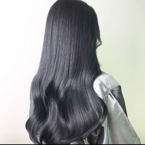 Black Korean Hair, Ashy Black Hair, Raven Black Hair, Healthy Black Hair, Black Hair Aesthetic, Beige Hair, How To Grow Your Hair Faster, Hairstyles For Layered Hair, Pretty Hair Color