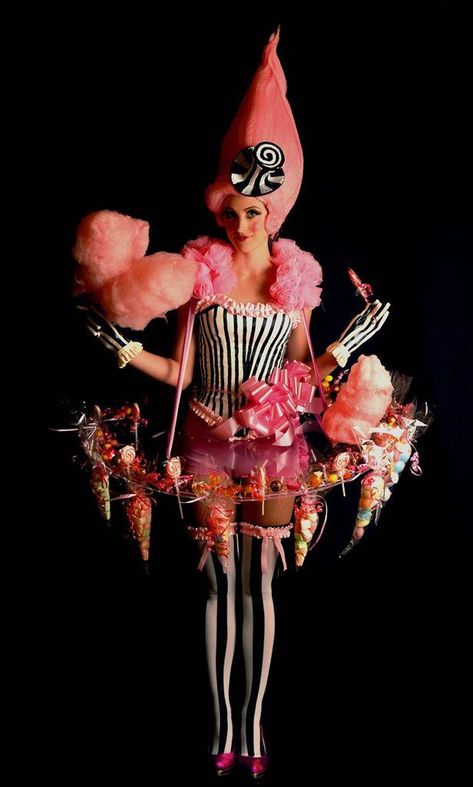 Candy Girls, Kostuum Halloween, Candy Costumes, Dark Circus, Night Circus, Circus Costume, Candy Floss, Candy Girl, Circus Theme