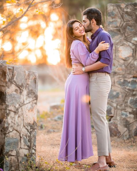 Pre Wedding Photoshoot Gown Ideas, Single Photo Poses In Dress, Prewedding Outfit Ideas Casual Indian, Preshoot Dresses, Pre Wedding Shoot Dress Ideas, Pre Wedding Photoshoot Dress, Pre Wedding Dress Ideas For Couple, Pre Wedding Dress Ideas, Pre Wedding Photoshoot Outdoor Romantic