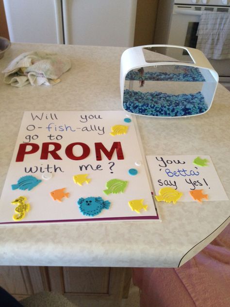 You bet you’re bass I will Fish Promposal, Hoco Asks, Dance Poster Ideas, Sadie Hawkins Proposals, Dance Asks, Dance Proposals, Prom Pictures Group, School Dance Ideas, Promposal Ideas