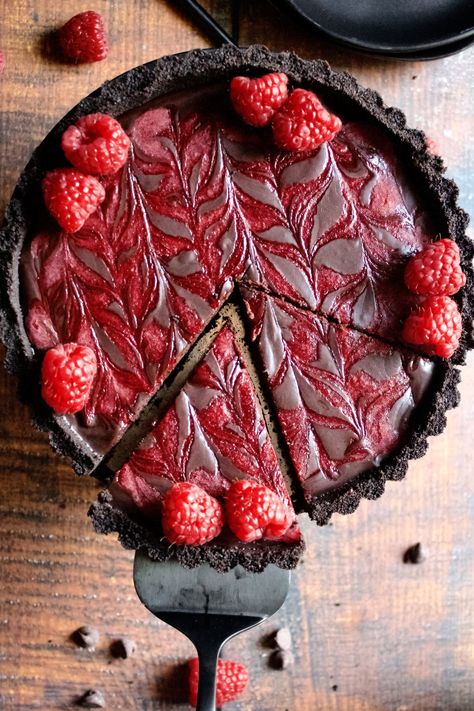 Chocolate Raspberry Tart, Chocolate And Raspberry Tart, Raspberry Ganache, Dark Chocolate Raspberry, Raspberry Tart, Raspberry Desserts, Cake Mug, Raspberry Pie, Chocolate Crust