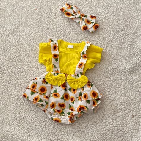 It’s Brand New Never Been Worn Sunflower Dress. It’s Size 3-6 Months And Has A Bow That Comes With It. Woman Costumes, Sunflower Dress, Glamour Dress, Simple Nails, Woman Quotes, Baby Stuff, 6 Months, Yellow White