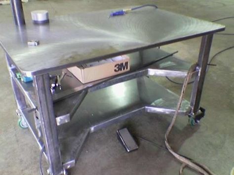 Work table Metal Workbench, Fabrication Table, Welding Bench, Plasma Welding, Welding Table Diy, Shielded Metal Arc Welding, Welding Tables, Welding Shop, Welding Cart