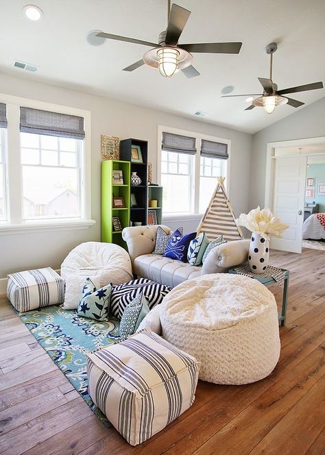 Playroom Decor Ideas the Whole Family can Enjoy Kid Friendly Living Room, Family Friendly Living Room, Hangout Room, Kids Living Rooms, Basement Playroom, House Of Turquoise, Playroom Design, Playroom Ideas, Play Spaces