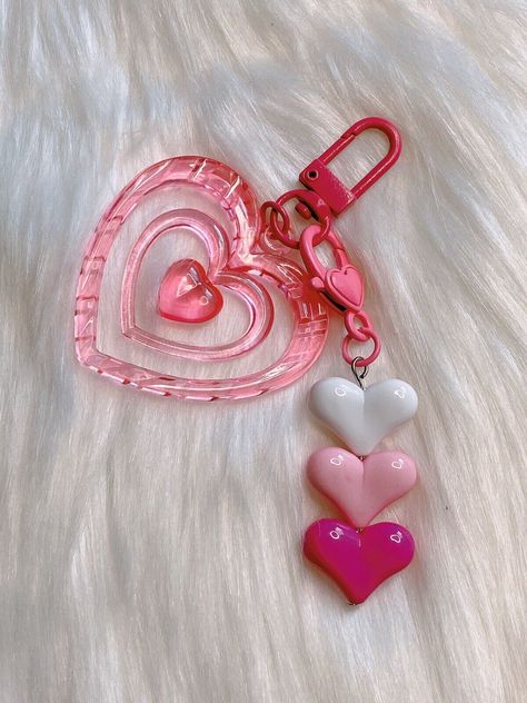 Cute heart shaped bag charm /agenda charm/ car key charm Total length approx 4” Cute Key Chains Aesthetic, Y2k Finds, Pink Y2k Style, Car Accessories Gifts, Car Hanging Accessories, Key Decorations, Car Accessory Gifts, Heart Shaped Bag, Keychain Charms