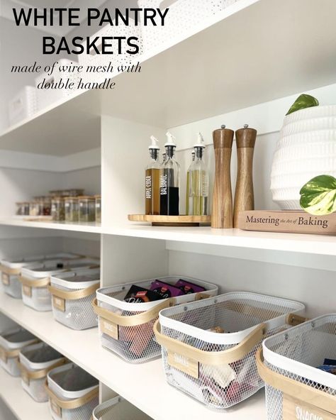 Place your order now and enjoy door step delivery. #luxuryjarkenya #pantry #pantryorganization #organization #organizingbaskets Kitchen Condiments Organization, Oil Tray Kitchen Organization, Herbs Organization, Store Room Ideas, Pantry Room Design, Condiments Organization, Kitchen Ideas Storage, Lazy Susan Ideas, Organised Pantry