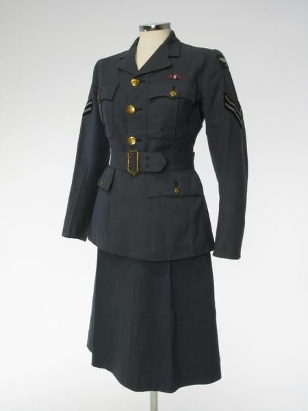 Vintage Military Uniforms, Air Force Uniforms, Wwii Women, 1940s Women, Wwii Uniforms, Manchester Art, City Gallery, Women's Uniforms, Army Uniform