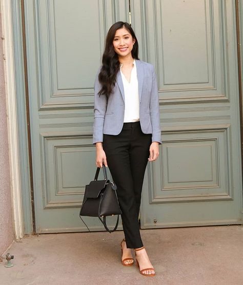 Simple & classic Simple Formal Outfits, Outfits For Interview, Work Outfits Ideas, Professional Outfit, Sporty Street Style, Business Professional Outfits, Professional Work Outfit, Clothing Guide, Corporate Attire