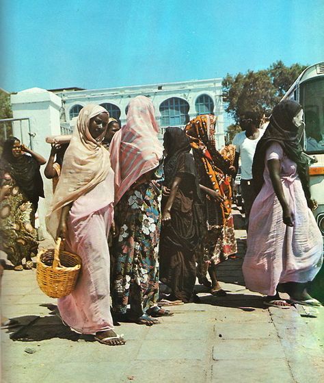 Djibouti, editions Delroisse. Desert Dreamer, Horn Of Africa, African People, African Diaspora, African Culture, African Beauty, World Cultures, Somali, East Africa