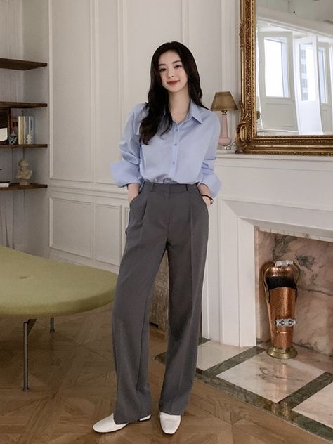 Outfit Kampus, Outfits For 2023, Smart Casual Work Outfit Women, Smart Casual Women Outfits, Rok Outfit, Smart Casual Work, Smart Casual Work Outfit, Casual Work Outfits Women, Office Casual Outfit