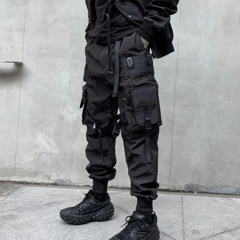 Cargo pants Price : $40 (shipment excluded) Contact details follow Email: debliv311@gmail.com WhatsApp:+26778027384 Social media: Verified_Store Techwear Cargo Pants, Black Techwear, Ninja Pants, Hip Hop Joggers, Functional Crafts, Techwear Pants, Overalls Casual, Cargo Pants Style, Estilo Harajuku