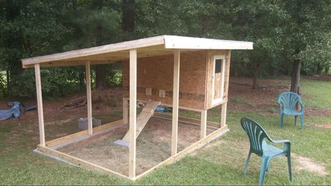 Chicken Coop Feed And Water Ideas, Chicken Coop Next To House, Affordable Diy Chicken Coop, Chicken Coop Plans For 12 Hens, Easy Chicken Coop Diy Cheap, Free Chicken Coop Plans Diy Step By Step, Cheap Chicken Coop Diy, Simple Chicken Coop Diy, Diy Chicken Coop Ideas Easy Cheap