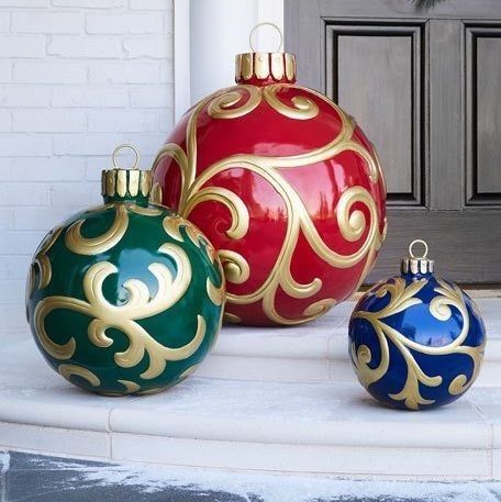 Large Outdoor Christmas Ornaments, Outdoor Christmas Diy, Large Christmas Ornaments, Christmas Yard, Outdoor Holiday Decor, Christmas Decorations Ornaments, Outdoor Christmas Decorations, Rustic Christmas, Christmas Balls