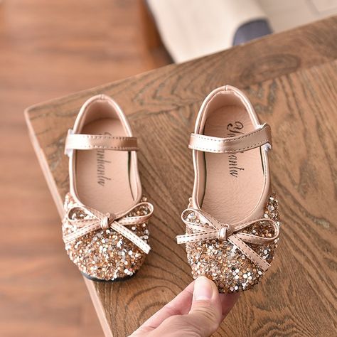 Girls Leather Shoes, Baby Boy Winter Outfits, Bling Dress, Crystal Sandals, Princess Shoes, Crystal Shoes, Purple Shoes, Children Shoes, Wedding With Kids