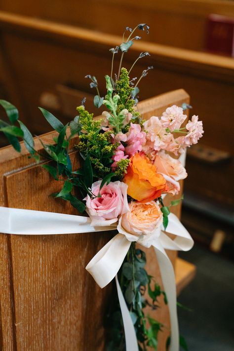 Small Ceremony Florals, Pew Wedding Flowers, Pew Hangers Aisle Decorations, Wedding Potted Flowers, Small Ceremony Decor, Diy Wedding Pew Decorations, Wildflower Pew Ends, Isle Decorations Wedding Church, Church Florals Wedding