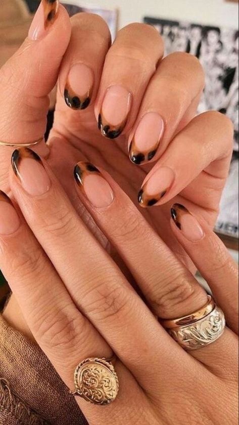 Leopard Print Nails, Leopard Nails, Nagel Inspo, Girls Nails, Fire Nails, Funky Nails, French Tip Nails, Short Acrylic Nails, Cute Acrylic Nails