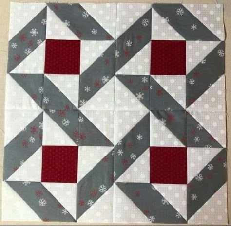 Intermediate Quilt Patterns Free, Table Toppers Quilted Patterns Free, Triangle Quilt Pattern, Big Block Quilts, Quilt Block Patterns Free, Quilt Square Patterns, Quilt Sewing Patterns, Half Square Triangle Quilts, Circle Of Friends