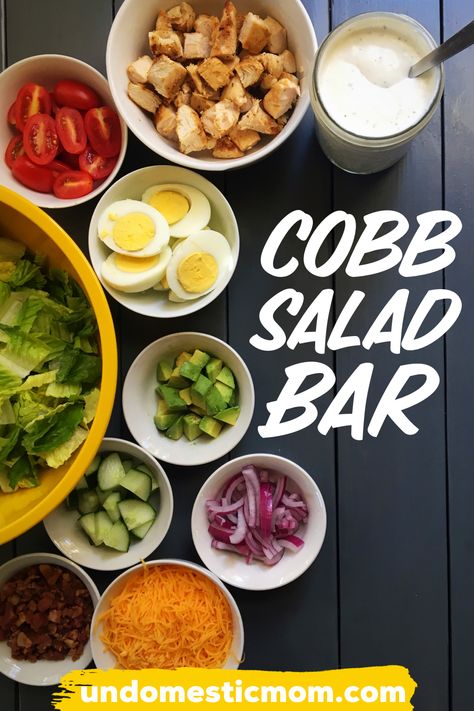 Cobb Salad Bar - Looking for a fresh and delicious dinner idea? Try this Cobb Salad bar tonight! A healthy dinner the whole family will love. #dinner #cobbsalad #summerdinner #salad Salad Bar Ideas, Delicious Salad Recipes, Salads For A Crowd, Fun Dinner, Bbq Chicken Salad, Food Bar, Salad Toppings, Black Color Hairstyles, Dinner This Week