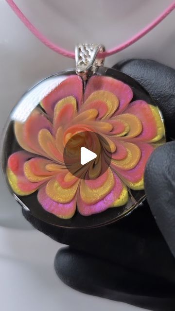 Daniel Cooper on Instagram: "Stunning UV Flower  Using UV resin, mica and a little white pigment to make a stunning little resin jewelry pendant.  I love making flower blooms with resin.  Resin jewelry, resin jewellery, resin art, resin, jewelry making, jewellery making  @letsresin  #resinart #resin #jewelrymaking" Uv Resin Ideas, Resin Jewelry Ideas, Uv Resin Crafts, Resin Pendant Tutorial, Uv Resin Jewelry, Resin Jewelry Pendants, Resin Jewelry Tutorial, Jewellery Resin, Diy Resin Earrings