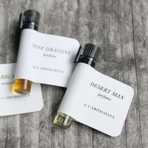 Perfume Samples Packaging, Perfume Business, Perfume Hacks, Perfume Label, Fragrance Packaging, Packaging Ideas Business, Cosmetic Packaging Design, Perfume Packaging, Physical Space