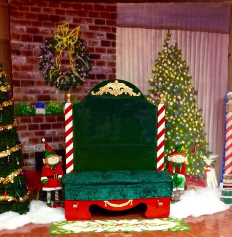 Chair For Santa Pictures, Santas Chair For Pictures, Santa Throne Diy, Diy Santa Workshop, Diy Santa Chair For Pictures, Santa Chair Diy, Santa Chairs, Santa Grotto, Santa Chair